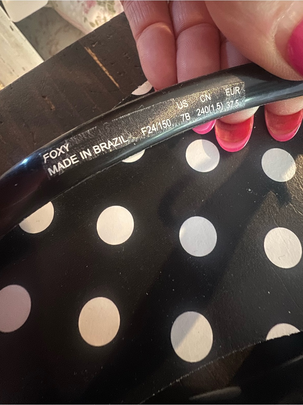 Kate Spade Nadine Polka Dot Flip Flops 🖤🤍 - Picture 7 of 11